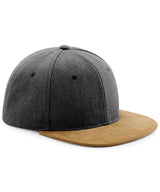 Suede peak snapback — Vintage Black