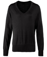 Women's v-neck knitted sweater — Black