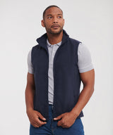 Outdoor fleece gilet — lifestyle