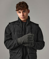 Recycled fleece gloves — lifestyle