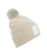 Appliqué patch pom beanie — Oatmeal/White