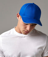 EarthAware® classic organic cotton 6-panel cap – sandwich peak — lifestyle
