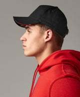 EarthAware® classic organic cotton 5-panel cap – sandwich peak — lifestyle