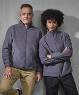 B&C Reset polar fleece — lifestyle