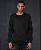 Basic crew neck — lifestyle