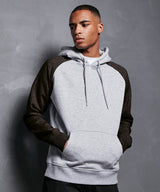 Basic raglan hoodie — lifestyle