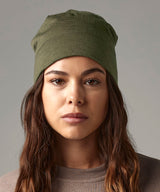 Merino beanie — lifestyle