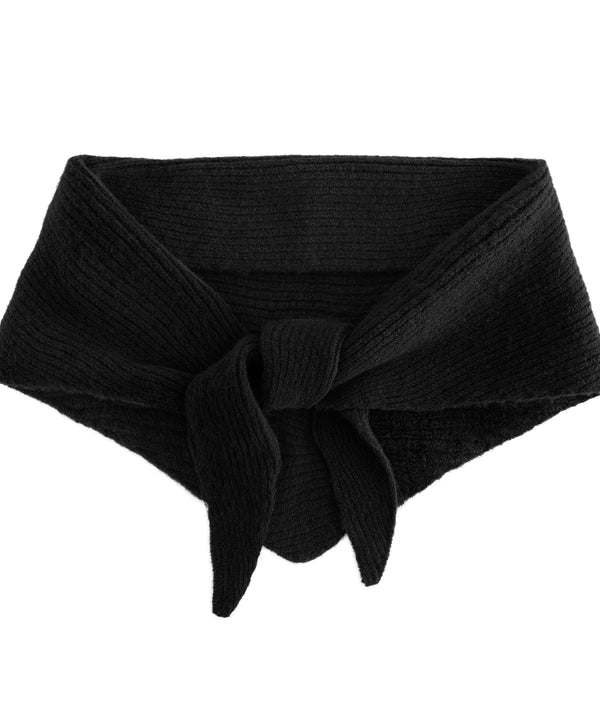 Knitted triangle scarf