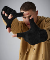 Fingerless gloves — lifestyle