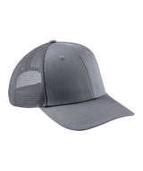 Urbanwear trucker — lifestyle