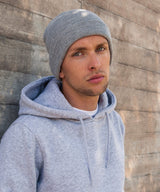 Heavy knit beanie — lifestyle