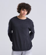 Arenal regen sweater — lifestyle