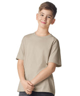 Softstyle™ youth ringspun t-shirt — lifestyle