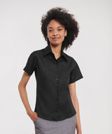 Women's short sleeve ultimate non-iron shirt — lifestyle