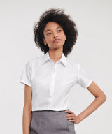 Women's short sleeve herringbone shirt — lifestyle