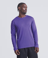 Long sleeve cool T — lifestyle