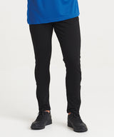 Cool tapered jog pants — lifestyle