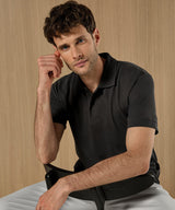 Regular fit recycled Superwash® 60°C polo — lifestyle