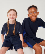 Kids performance panel t-shirt — lifestyle