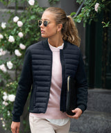 Women’s Crescent jacket — lifestyle