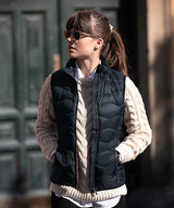 Women’s Vermont – versatile down gilet — lifestyle