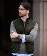 Benton – versatile hybrid vest — lifestyle