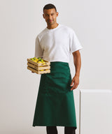Colours bar apron — lifestyle