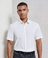 Stretch fit cotton poplin short sleeve shirt — lifestyle