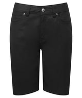 Women’s performance chino shorts — Black