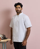 Short sleeve chef’s jacket — lifestyle