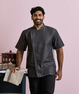 Chef's zip-close short sleeve jacket — lifestyle