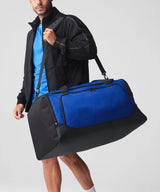 Pro team large holdall — lifestyle