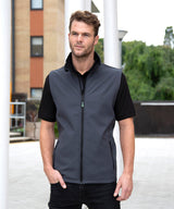 Printable softshell bodywarmer — lifestyle