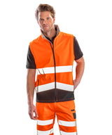 Printable safety softshell gilet — lifestyle