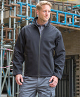 Treble stitch softshell — lifestyle
