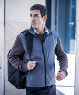 Classic softshell bodywarmer — lifestyle