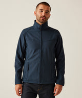Uproar softshell — lifestyle