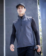 Flux softshell bodywarmer — lifestyle