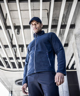 Ascender fleece — lifestyle