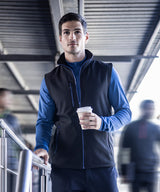 Navigate 2-layer softshell bodywarmer — lifestyle
