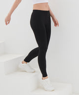 Women's leggings — lifestyle