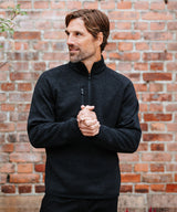 Avalante ¼-zip fleece — lifestyle