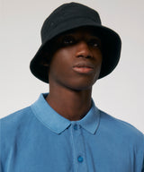 Bucket hat with metal eyelets (STAU893) — lifestyle