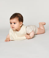 Baby bib (STAU029) — lifestyle