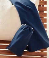 Quick-dry beach towel — lifestyle