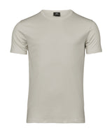 Interlock tee (520) — Cement