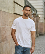 Sof tee (8000) — lifestyle
