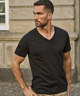 Fashion v-neck Sof tee (8006) — lifestyle