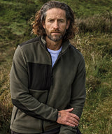 Mountain fleece (9120) — lifestyle