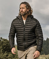 Hooded outdoor crossover (9610) — lifestyle